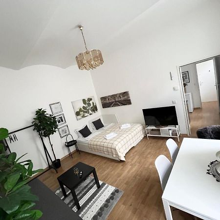 City&Work! Tolles Apartment Fuer Laengere Aufenthalte 1-6 Monate! Viena Exterior foto