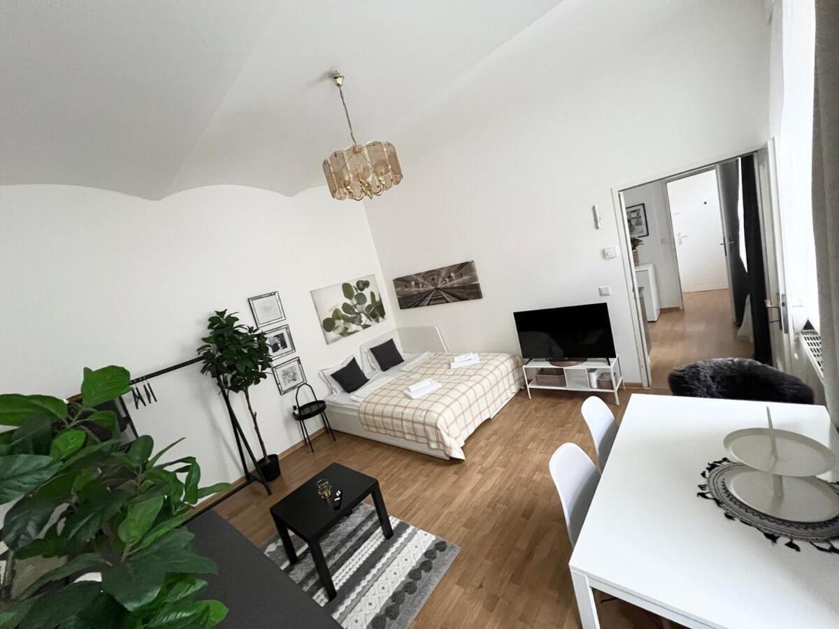 City&Work! Tolles Apartment Fuer Laengere Aufenthalte 1-6 Monate! Viena Exterior foto